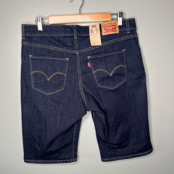 NWT Levi’s Classic Bermuda Shorts - Dark Wash Navy Contrast Stitching - Picture 3 of 11